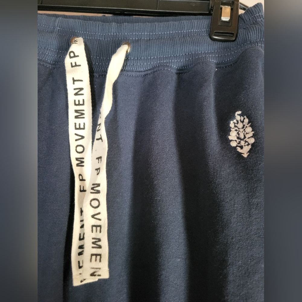 Free People Movement All Star Logo Set - Picture 4 of 11